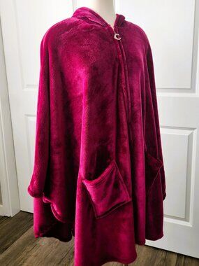 Cozelle Oversized Blanket Hoodie One Size Bright Pink / Magenta
